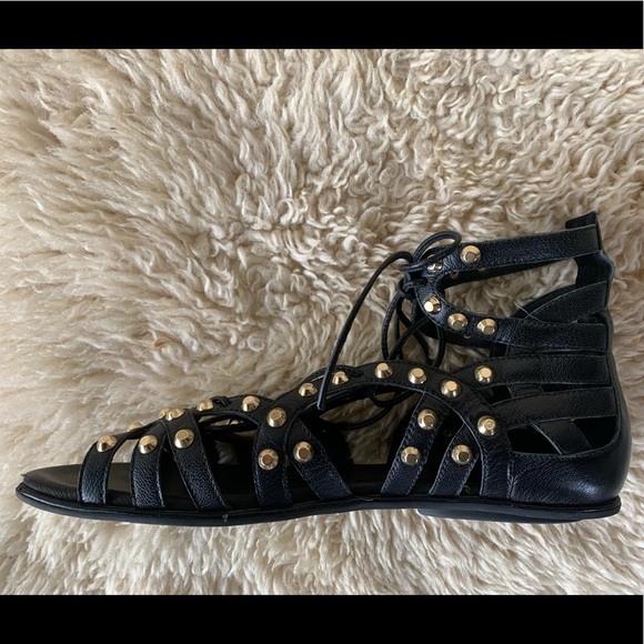Break yo ❤️ leather studded Gladiator Sandals - Picture 5 of 5